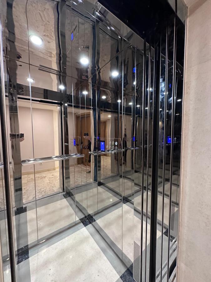 تبليسي Hotel Embassy المظهر الخارجي الصورة