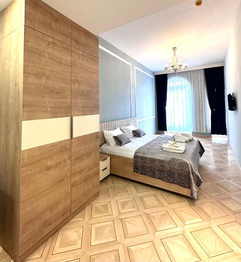 تبليسي Hotel Embassy المظهر الخارجي الصورة